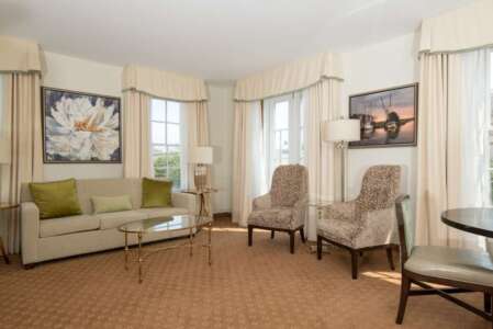 Rooms & Suites Photo Gallery